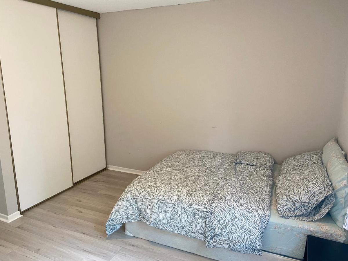 41 Huntsmill Blvd Appartement Toronto Buitenkant foto